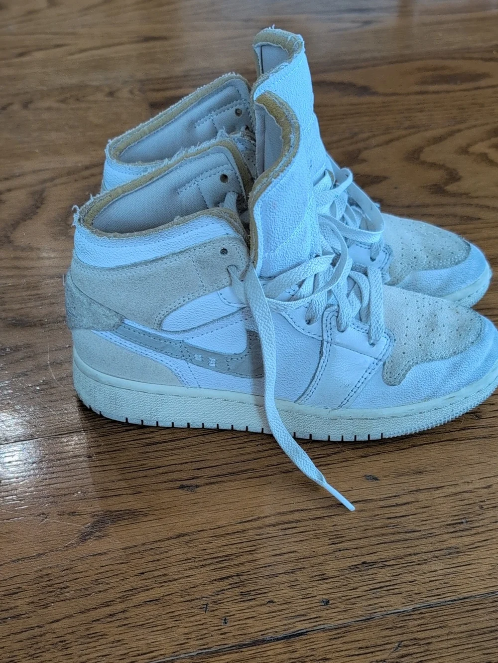 Nike gently used